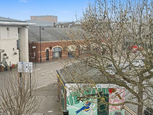 Photo 11- click for photo gallery